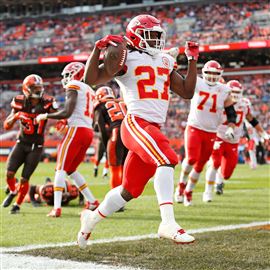 Kareem Hunt Is Cut by the Chiefs After a Video Showed Him Attacking a Woman  - The New York Times