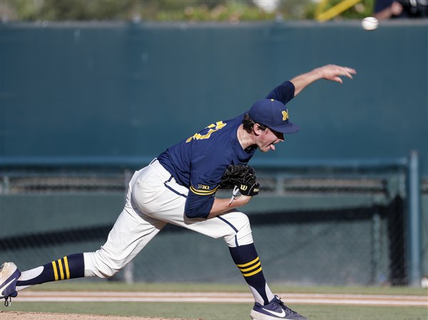 No obstacle too big for Michigan baseball