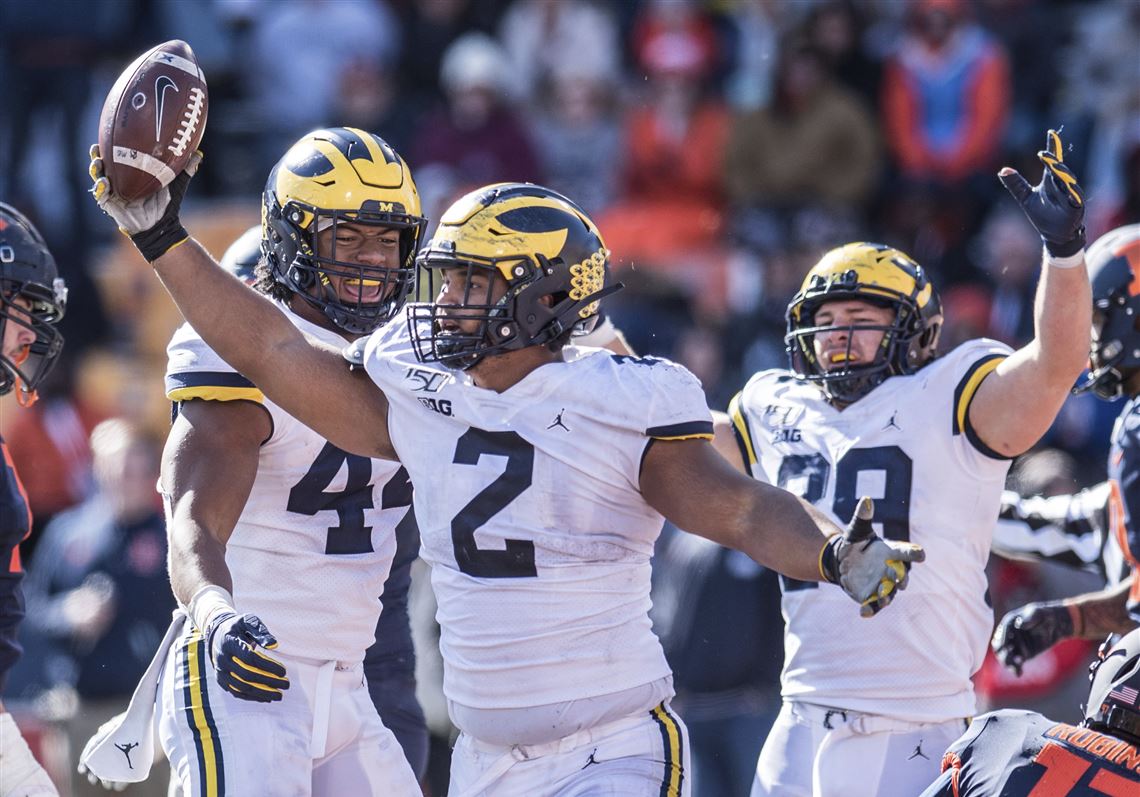 Michigan notebook: Mike Danna and Carlo Kemp team up for big Michigan  fumble recovery