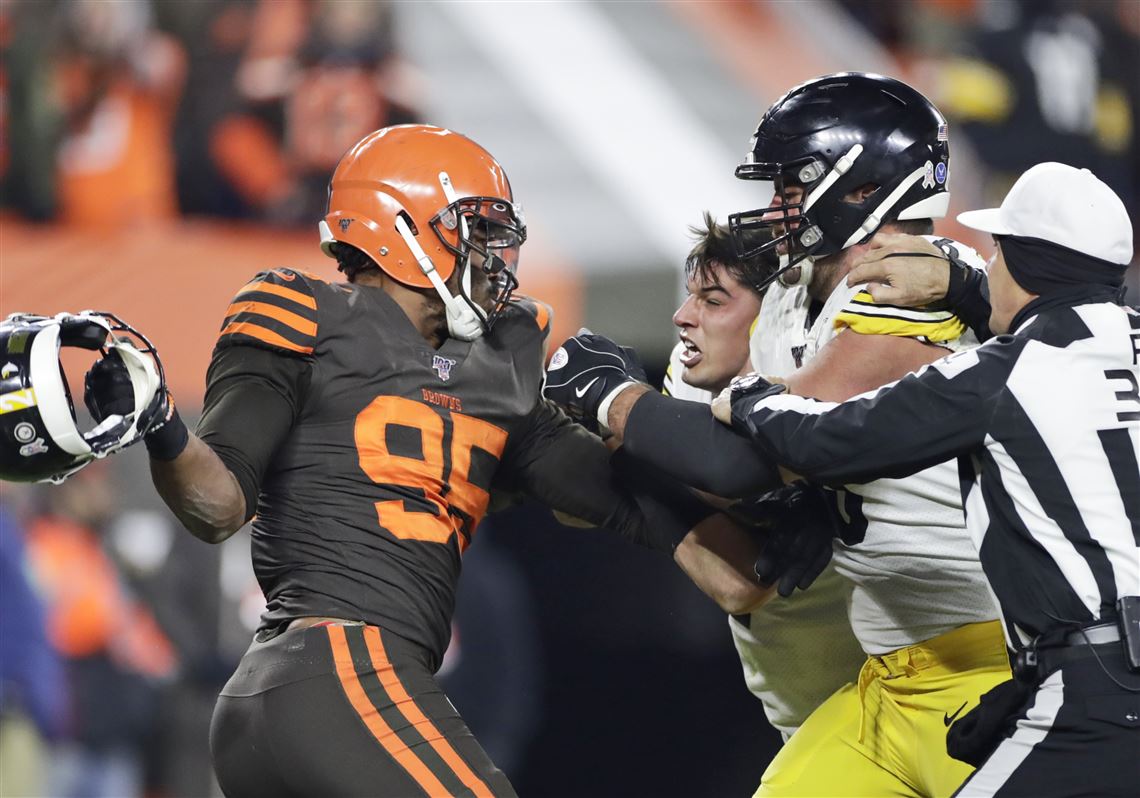 Browns get past Steelers as fight breaks out near end