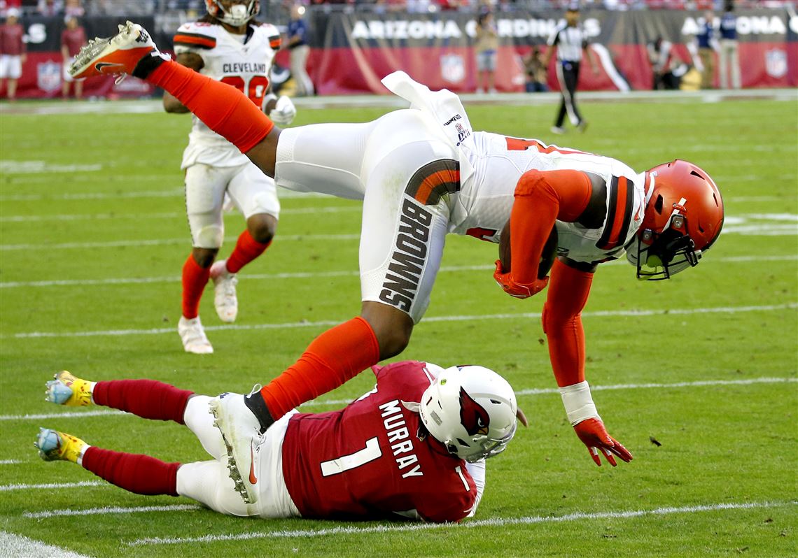 Kyler Murray runs for two touchdowns as Cardinals roll past Washington