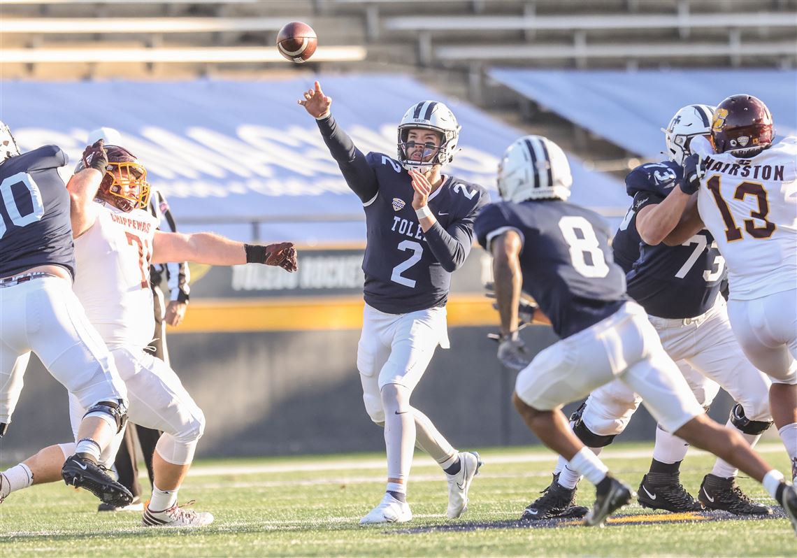 Central Michigan football completes comeback at Ball State