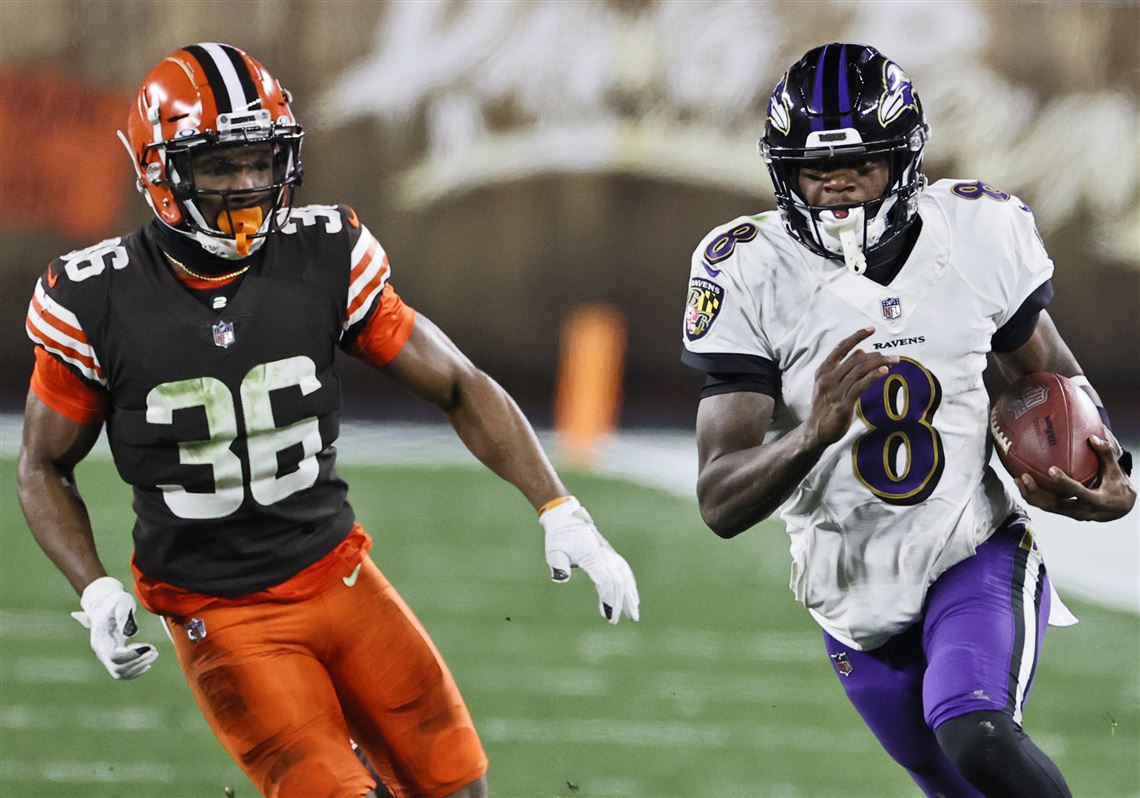 Jackson returns to save Ravens vs. Browns