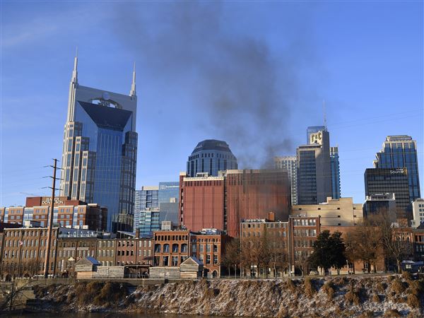Downtown Nashville explosion injures 3, knocks out communications