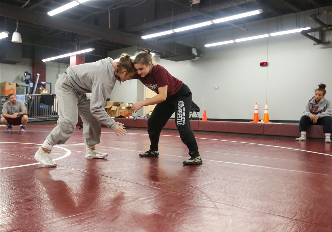 Prep Wrestling: Area grapplers take it outside in Lewis County