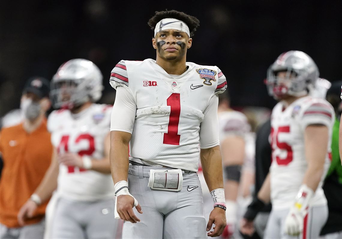 Bears QB Justin Fields graduates from Ohio State