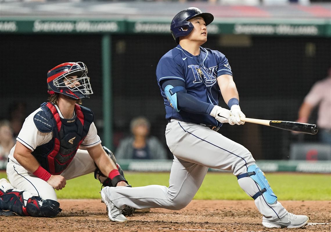 Rays use big 9th to topple Indians