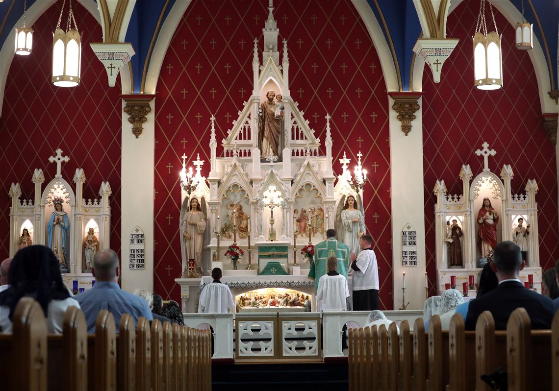 Beyond translation: Beloved Latin Mass to linger on at Toledo's St