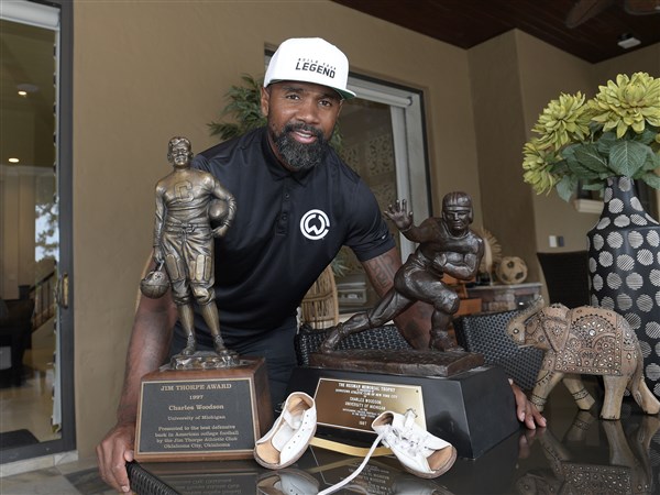 Fans represent Fremont and Charles Woodson as hometown hero