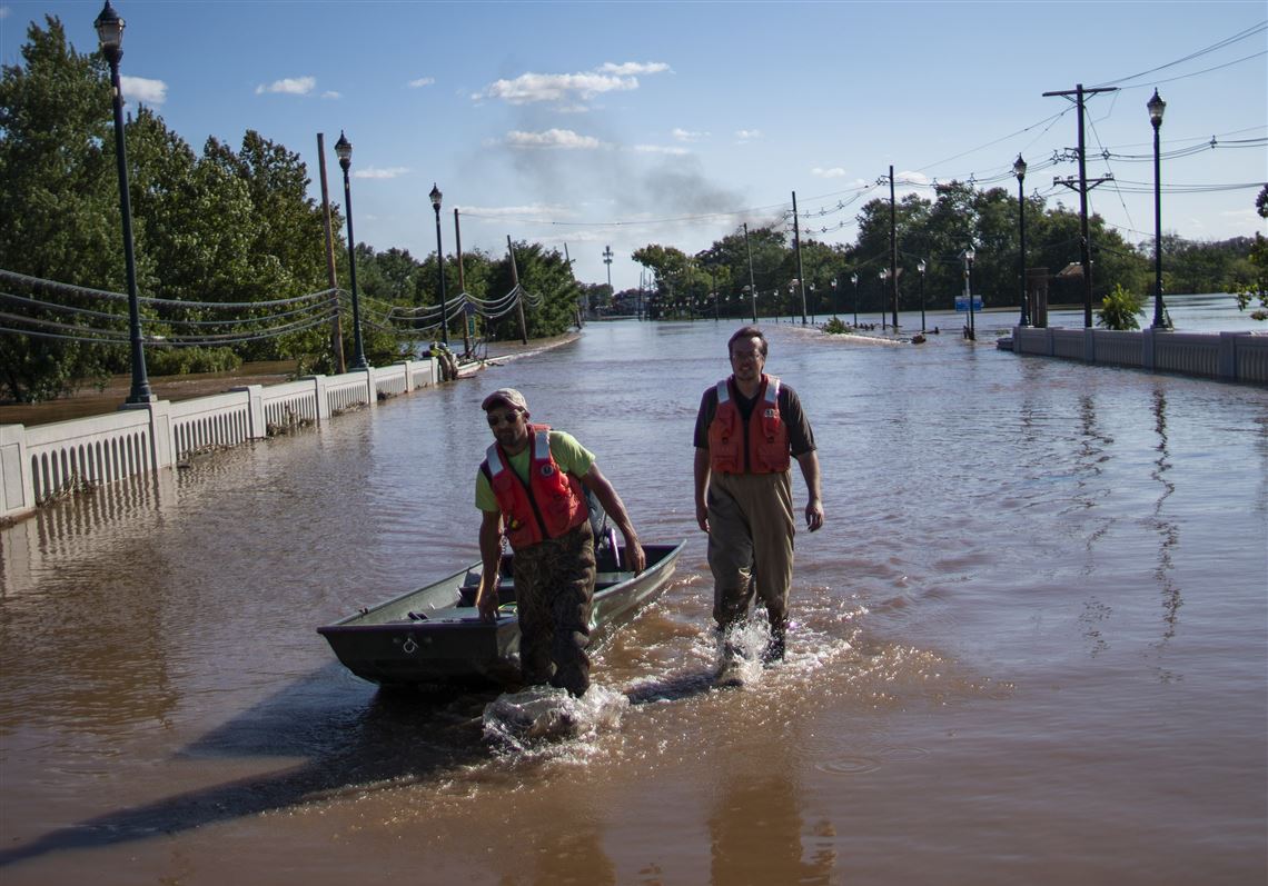 Surprise storm soaks Marlins Park before workers can get the