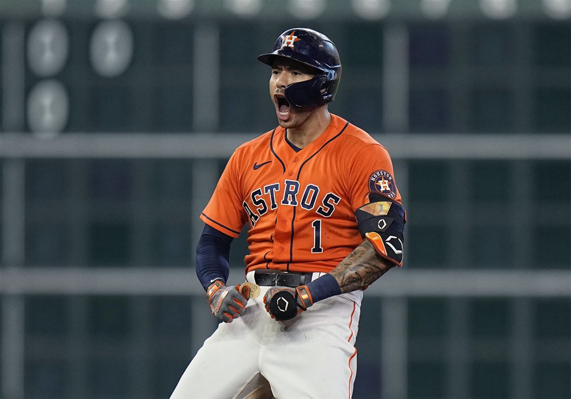 Reacting to Houston Astros stars Alex Bregman & Jose Altuve talking free  agency!? 