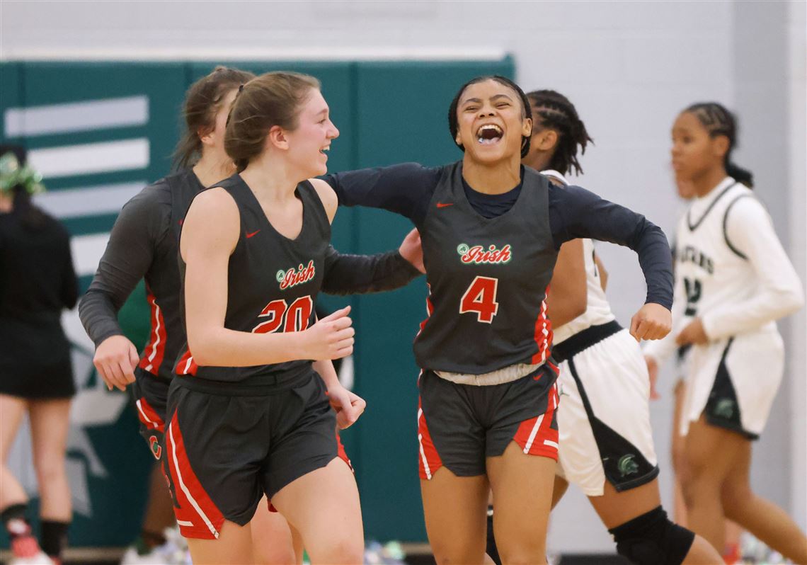 Women's Track Vaults Thirteen Spots in Rankings - North Central