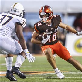 Bowling Green's defensive run game coordinator and OLB coach Cato June won  a 