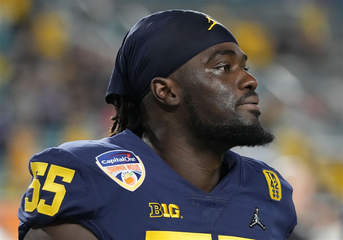 NFL prospect Ojabo hurt at Michigan's Pro Day workout