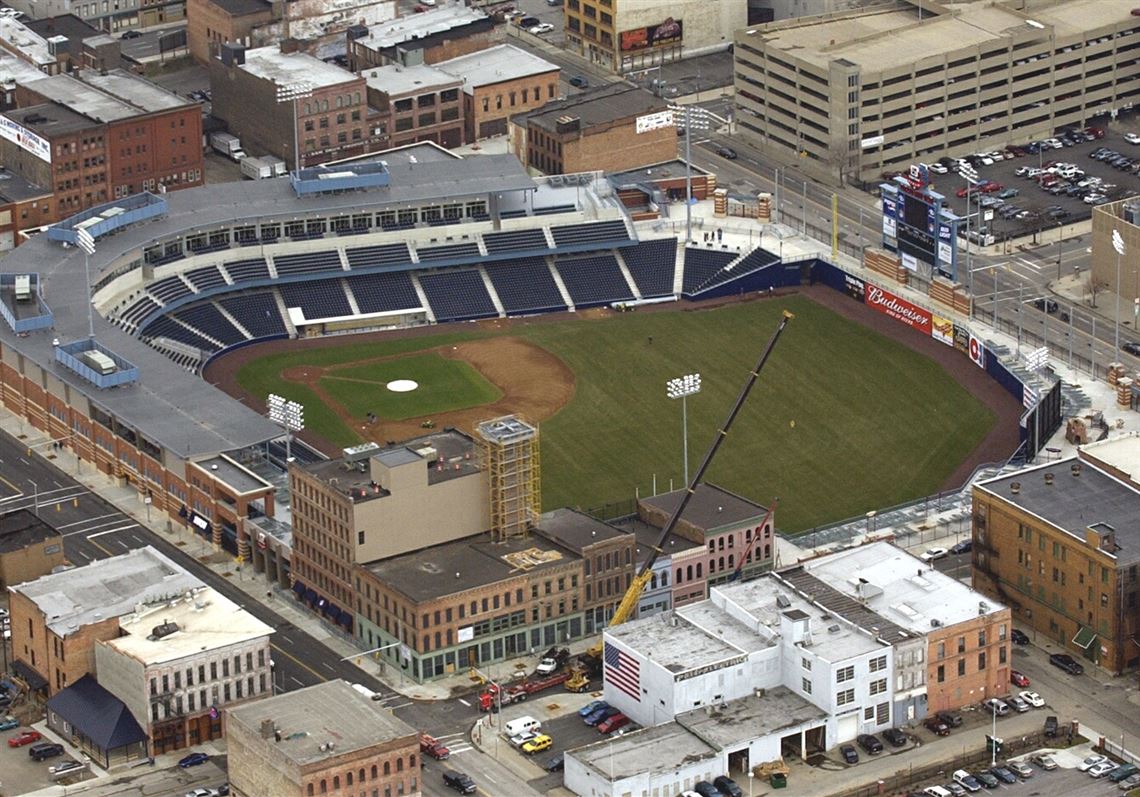 First professional baseball game played in Toledo