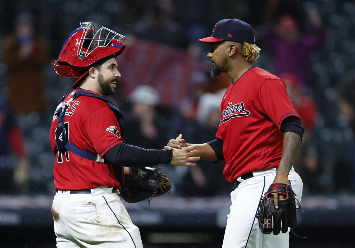 Rookie Kwan hits first homer, Guardians beat Blue Jays 6-5