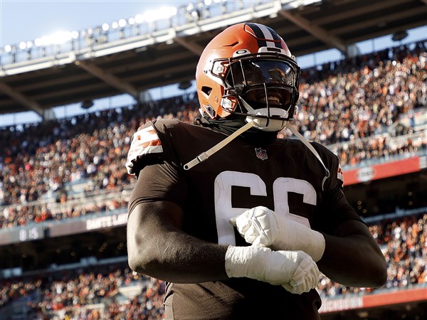 NFL adopts 17-game schedule beginning in 2021; Browns gain a home