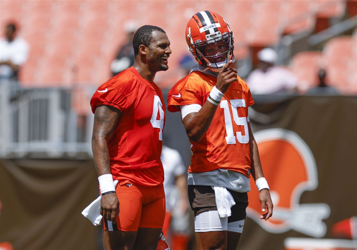 NFL won't discipline Deshaun Watson for making contact with referee during  Browns vs. Steelers