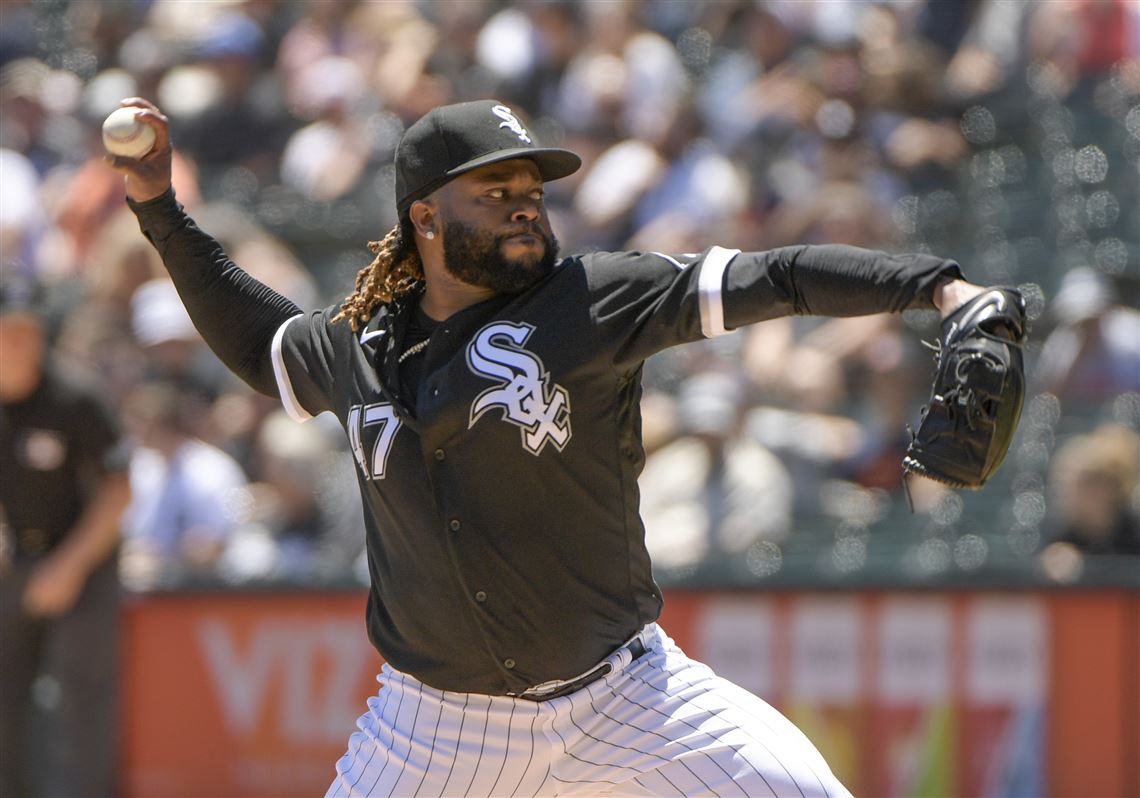 Jose Abreu + the White Sox's tribute to the injured Eloy Jimenez :  r/baseball