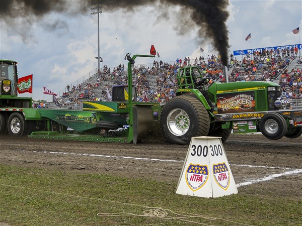 Photo Gallery 55th National Tractor Pulling Championships Ignite