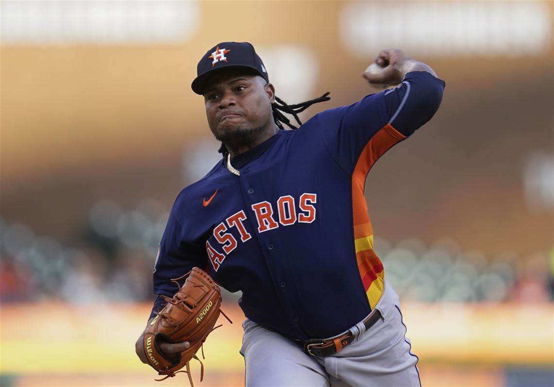 Astros' Framber Valdez pitching no-hitter through 7 innings