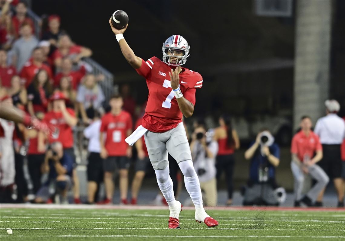 Ohio State Football: CJ Stroud comes to Justin Fields' defense