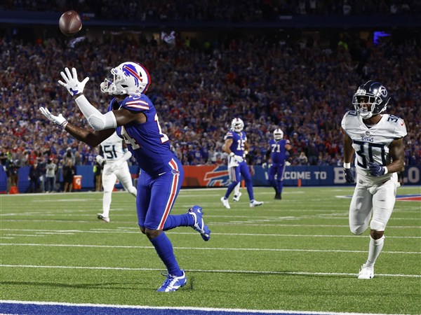 Bills' Josh Allen, Stefon Diggs connect for 3 TDs in rout of Titans –  Orange County Register