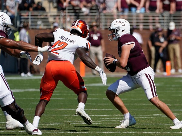 BGSU PFF grades: Offense, pass rush excel in win over Eastern