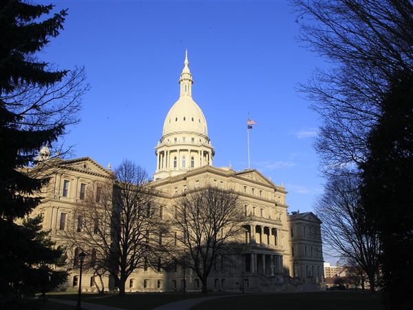 Michigan Legislature $1B spending approval met with pushback