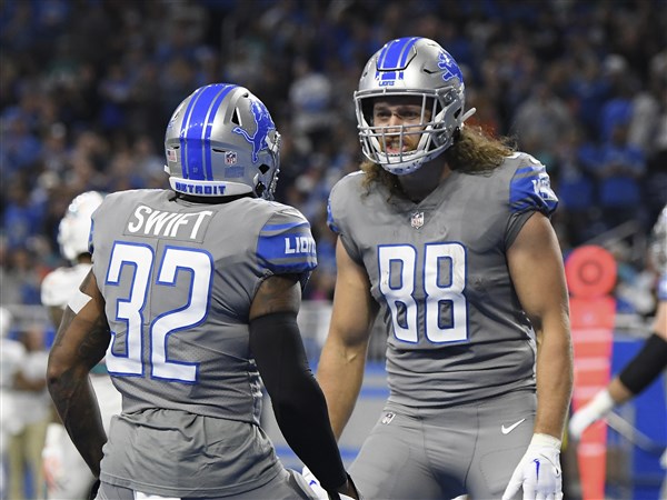 DETROIT, MI - OCTOBER 30: Detroit Lions tight end T.J. Hockenson