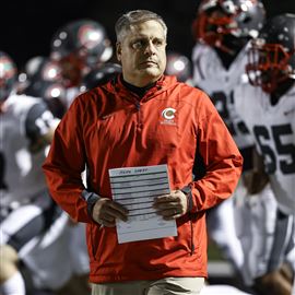 Briggs: Perrysburg's Jerry Glanville is back home (and still coaching  football at 81)