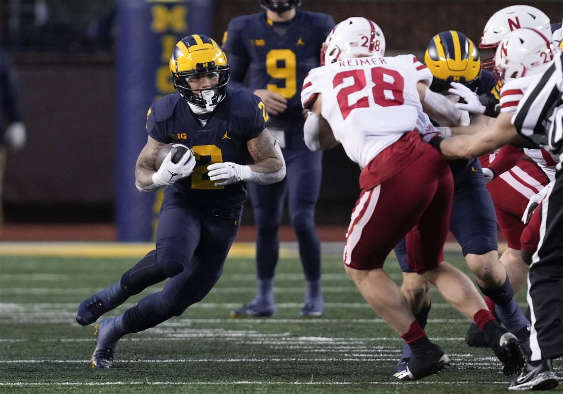 Corum runs for 162 yards No. 3 Michigan beats Nebraska 34 3 The