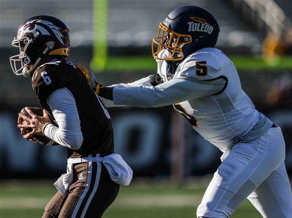 IN PICTURES: Toledo falls to Western Michigan 35-30 - The Blade