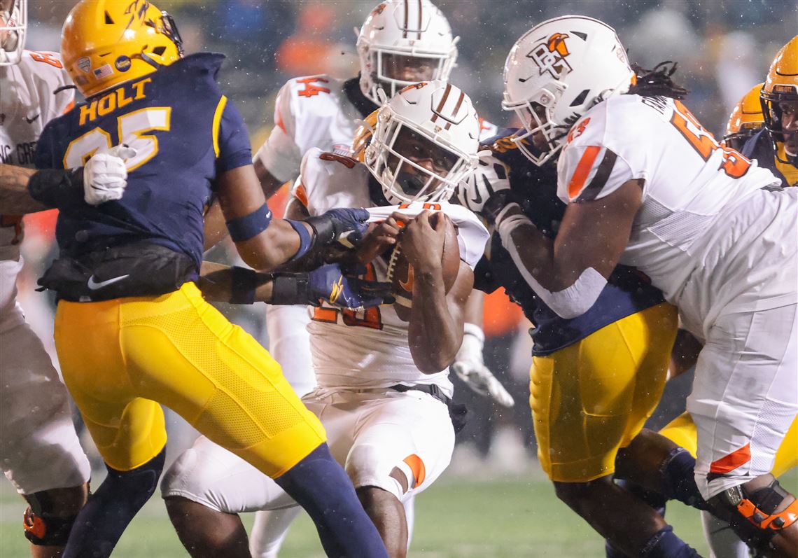 BGSU football clinches 1st winning season since 2015 with