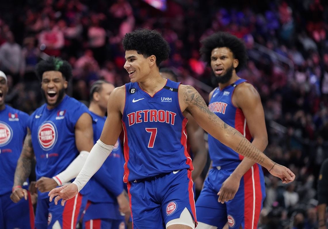 Bojan Bogdanovic, Killian Hayes lead Pistons past Mavs in OT 