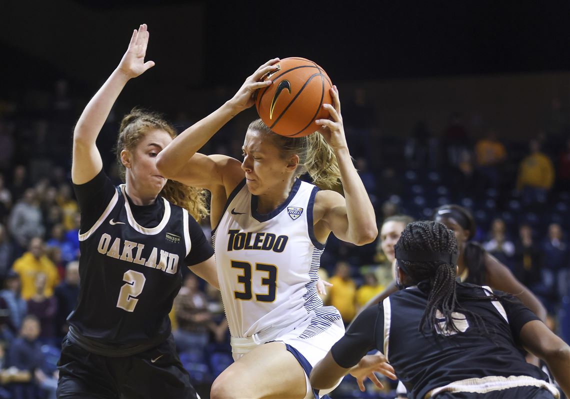 Toledo Takes Series Opener at NIU in Extra Innings, 5-2 - University of  Toledo Athletics