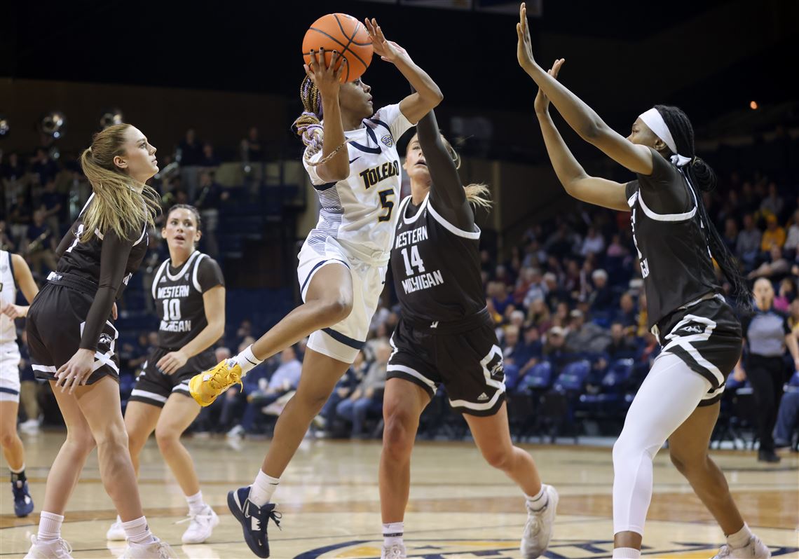 Toledo women's basketball rolls on road at Central Michigan