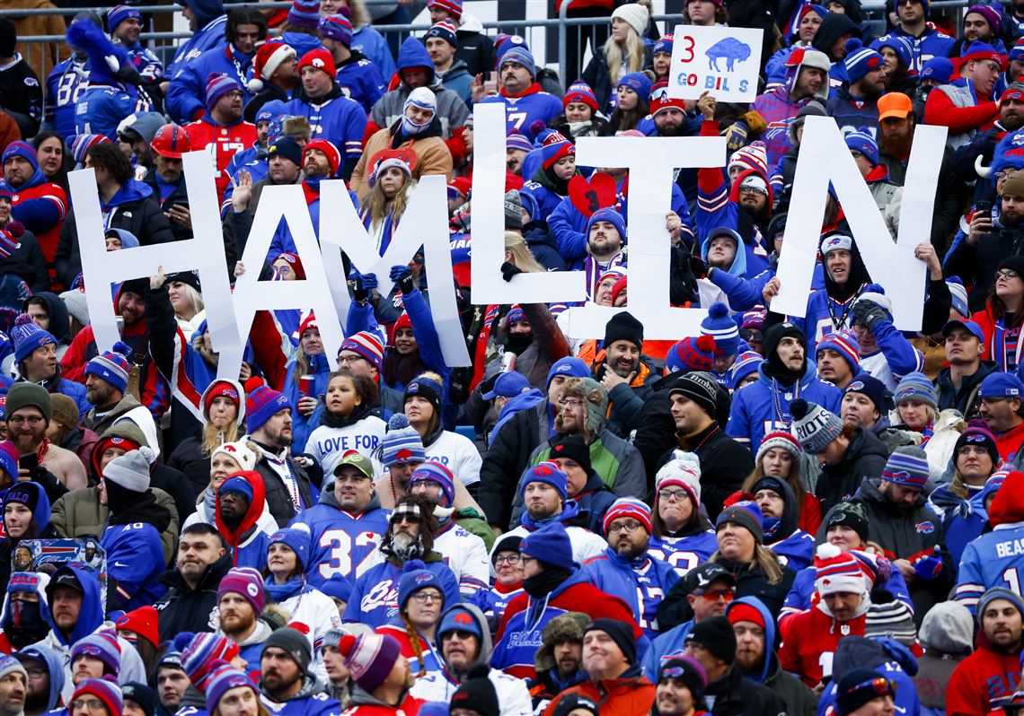 Hamlin cheers on Bills from home, says 'heart is with' team