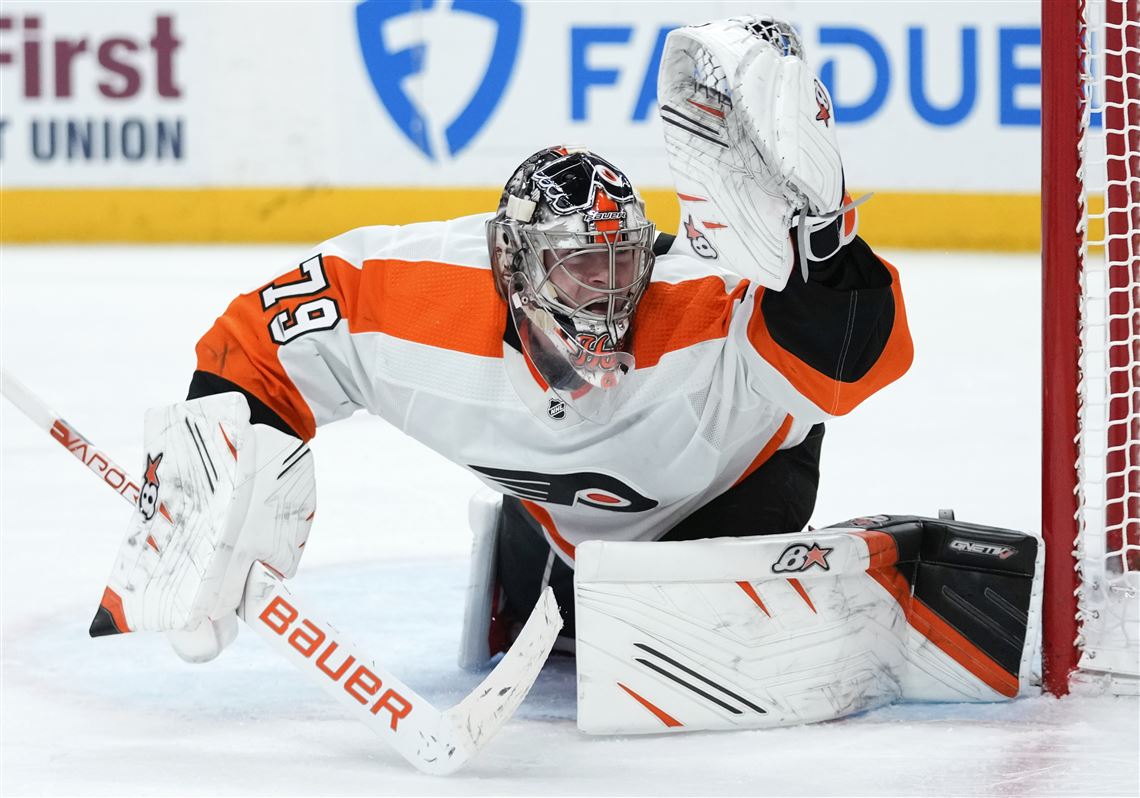 Cates' Short-Handed Goal Lifts Flyers Over Kings