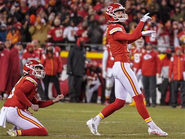 Chiefs top Bengals 23-20 on last-second kick for AFC title