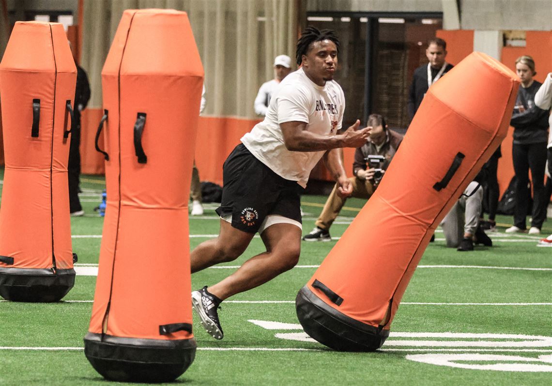 Defensive lineman Brooks puts up solid showing in BGSU football