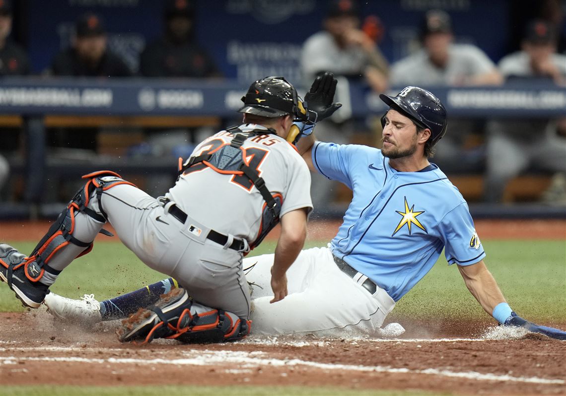 Rays complete 3-game sweep