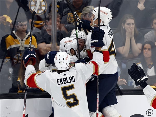 Panthers oust record-setting Bruins 4-3 in OT in Game 7