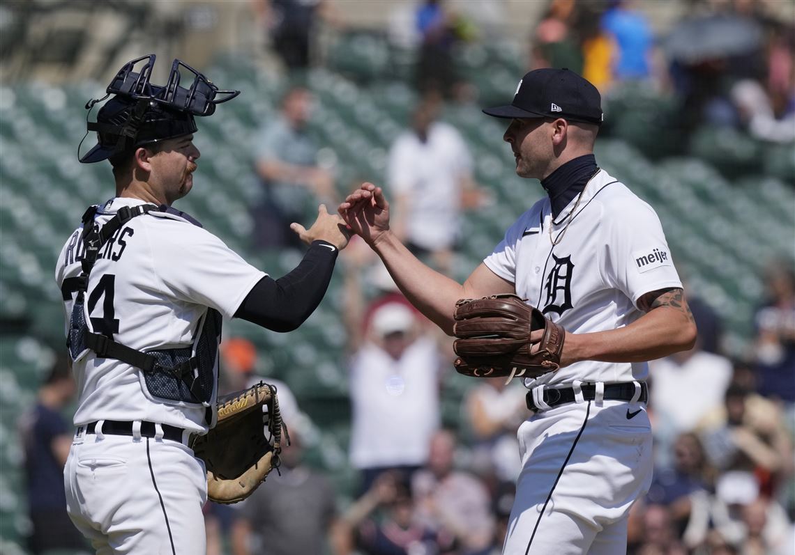 Foley strong in relief to help lead Tigers to victory