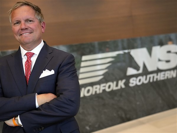 Safety Concerns Dominate Norfolk Southern Railroad CEO S Job Since Ohio   Norfolk Southern CEO Interview 2 