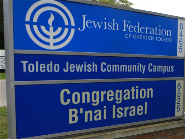 'Neo-Nazis carrying tiki torches' protest at Toledo's Love Fest, Jewish ...