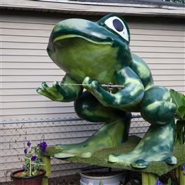 Frog Around Town: Pedagogic pollywogs reunited after theft from Toledo  business