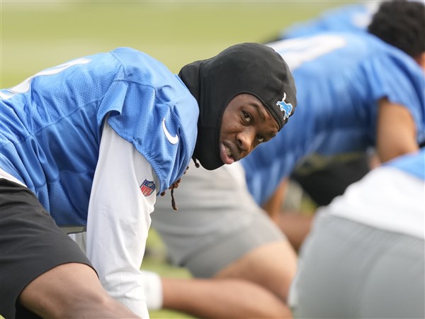 Lions receiver Jameson Williams getting plenty of snaps in camp