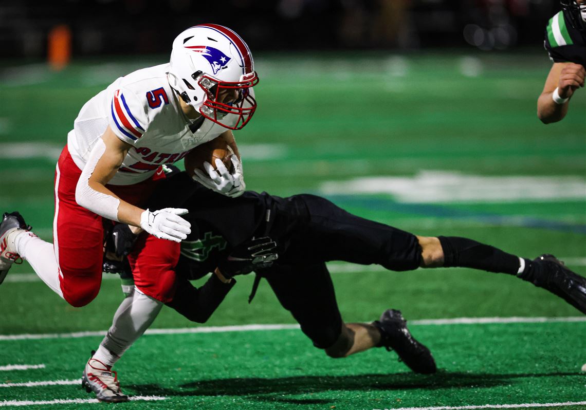 Arrowhead student's video from football game goes viral