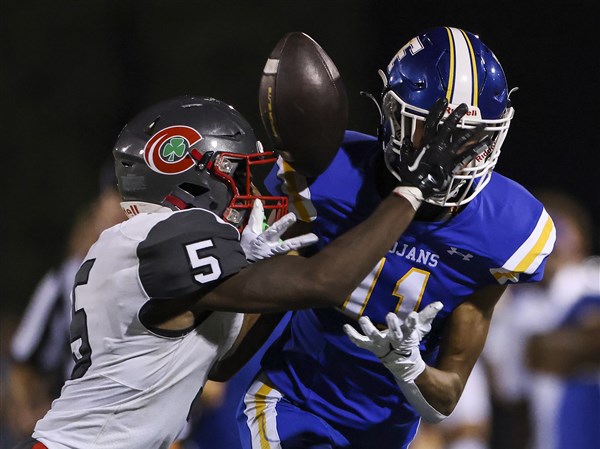 Photo Gallery Central Catholic vs. Findlay The Blade